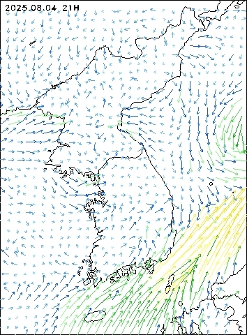 2025-08-04 21 : 00
