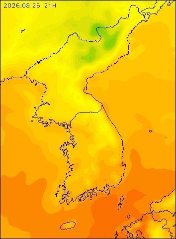 2026-08-26 21 : 00